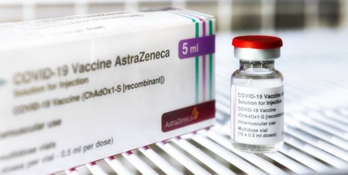 AstraZeneca admite por primera vez que su vacuna contra el covid-19 puede causar trombosis