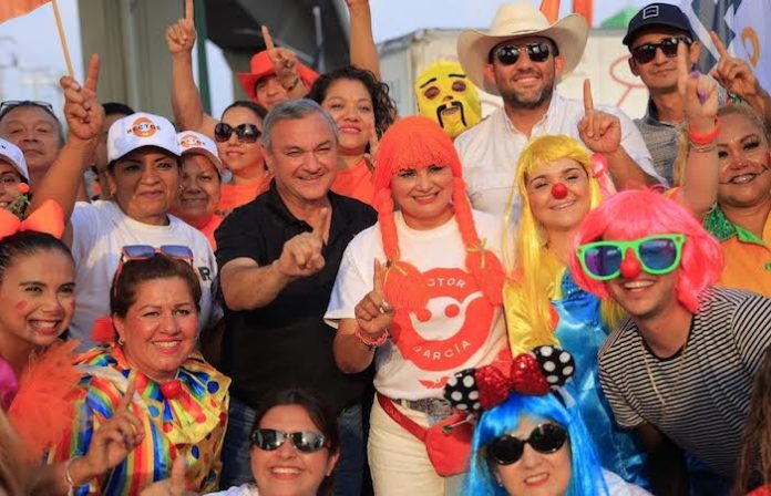 Festeja Héctor García a la niñez de Guadalupe