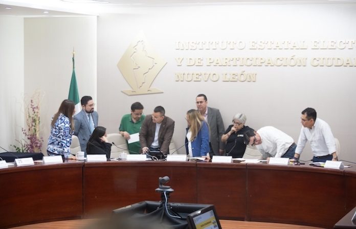 Acredita IEEPCNL registros de candidaturas