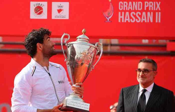 Berrettini supera a Carballés para coronarse en Marrakech