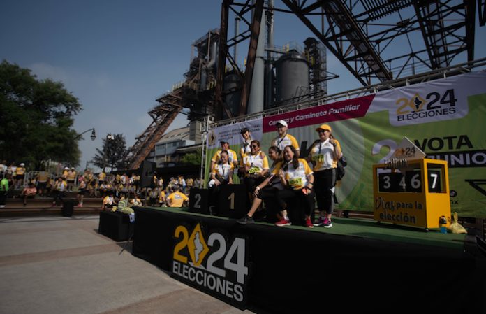 Activa IEEPCNL a ciudadanía con carrera 5K ¡Cumplir es la Meta!