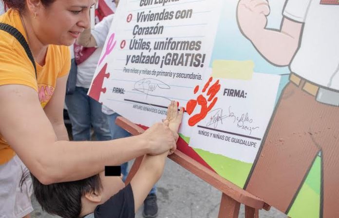Dotará Arturo Benavides de útiles, uniformes y calzado de manera gratuita a menores y jóvenes de Guadalupe