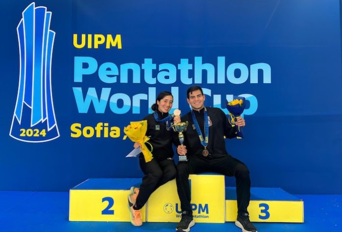 Duilio Carrillo y Catherine Oliver cierran con bronce en Copa del Mundo Sofía 2024