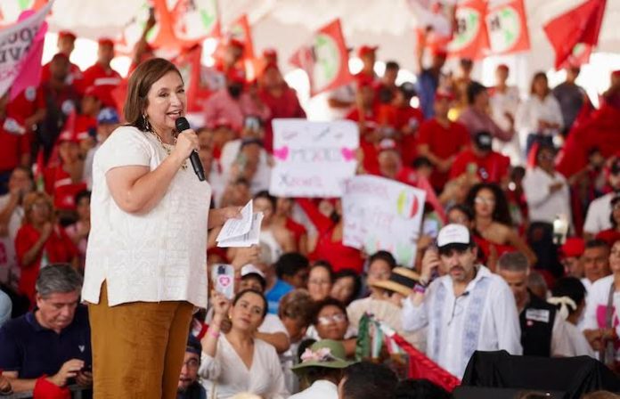 ¡Ningún maestro va a ganar menos de 20 mil pesos!: Xóchitl Gálvez