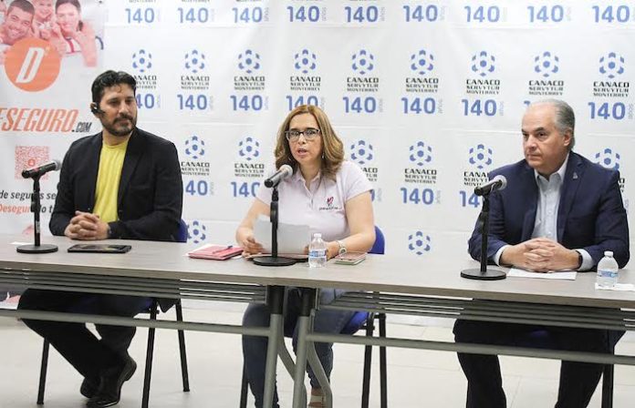 Presentan proyecto de membresía de salud para personas migrantes en NL