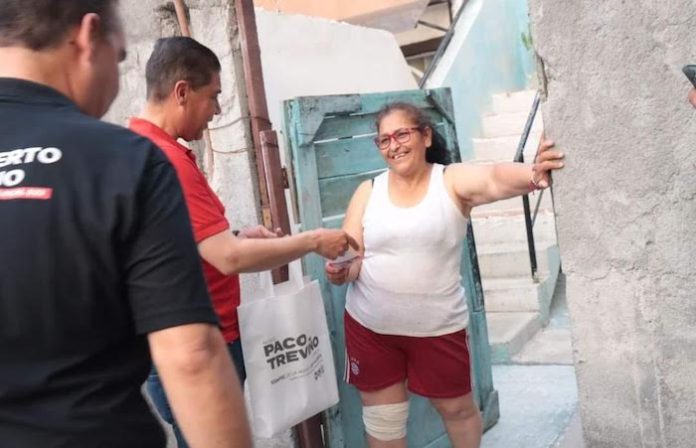 Paco Treviño propone rehabilitar y equipar plazas públicas