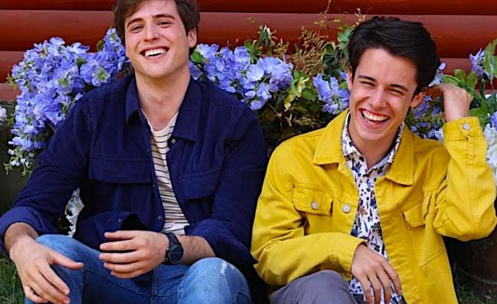 Polémica por censura de beso gay en telenovela de Televisa