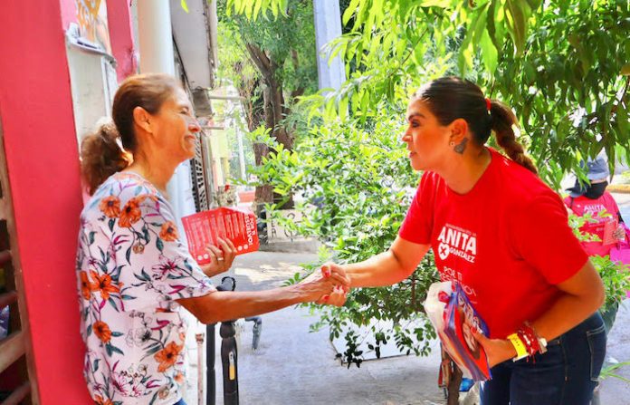 Buscará Ana González gestionar recursos para mejoramiento de servicios públicos