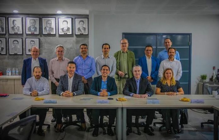 Plantea César Garza mantener el desarrollo urbano en Apodaca