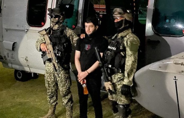 Extraditan a El Nini, jefe de Seguridad de Los Chapitos, a EU