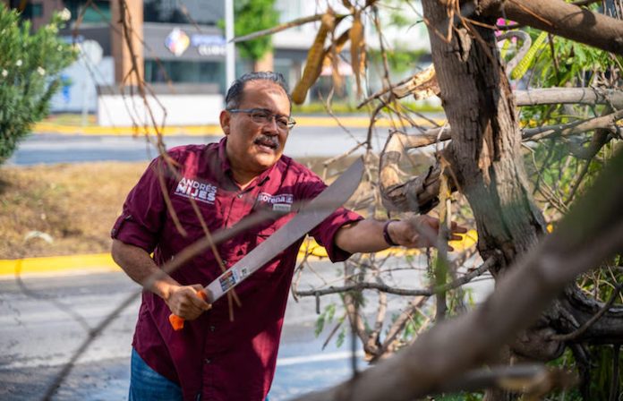 Encabeza Mijes jornada de limpieza en Escobedo