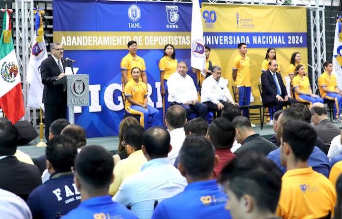 Abandera Rector a deportistas Tigres rumbo a Universiada Nacional