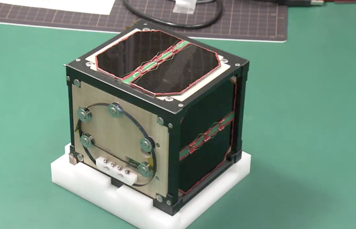 Crean el primer satélite de madera que pronto será lanzado al espacio