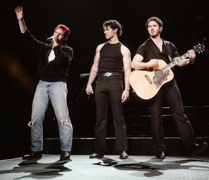 ¡Atención fans de Jonas Brothers! conciertos en México pospuestos por enfermedad de Nick Jonas