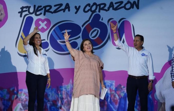 Proyecta Xóchitl Gálvez aligerar carga fiscal a microempresarios