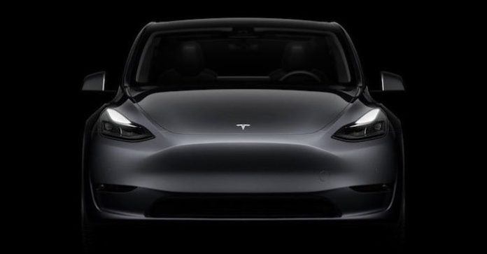 Las ganancias de Tesla caen 71% durante el primer trimestre del año