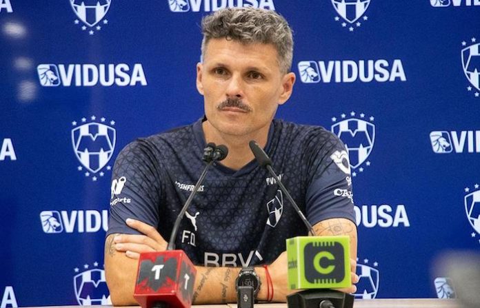 “Estamos en una institución que exige títulos”: Fernando Ortiz