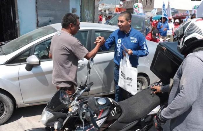 Paco Treviño planea ampliar la red de Casas Club del DIF en Juárez