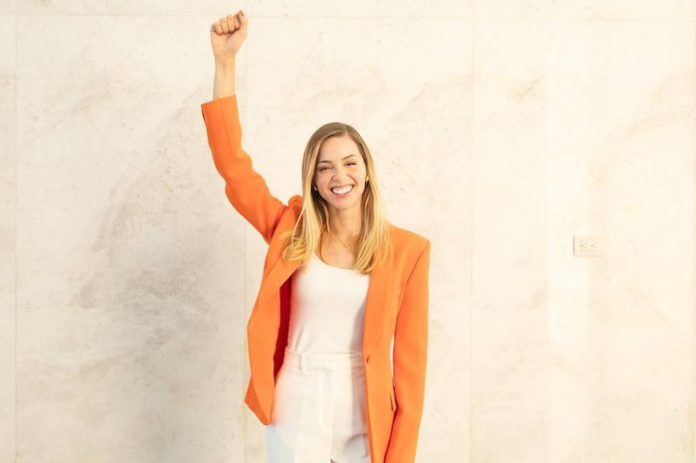 Mariana Rodríguez se proclama victoriosa al termino de la jornada electoral