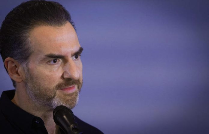 Adrián de la Garza, alcalde electo de Monterrey, responde a acusaciones de Mariana Rodríguez