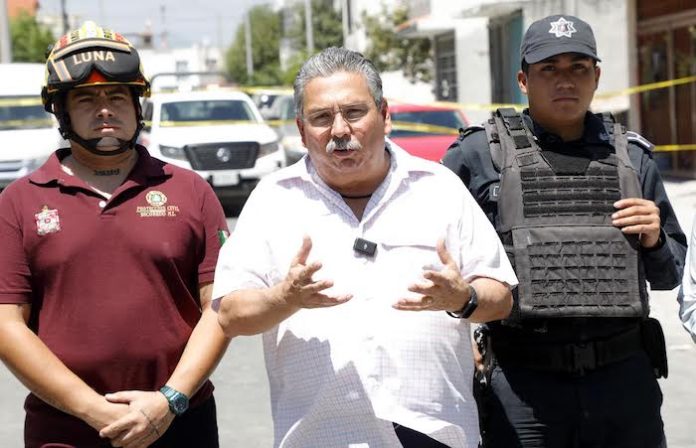 Apoya Escobedo a víctimas de explosión en San Marcos