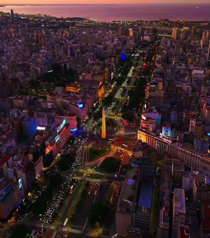 Argentina registra en mayo superávit comercial por sexto mes consecutivo