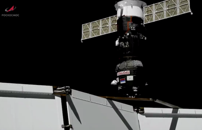 Nave de carga Progress MS-27 se acopla a la Estación Espacial Internacional