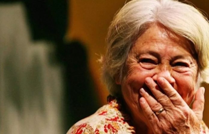 La poeta brasileña Adélia Prado gana el Premio Camões