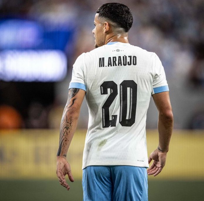 Uruguay goleó a Bolivia y es líder del Grupo C