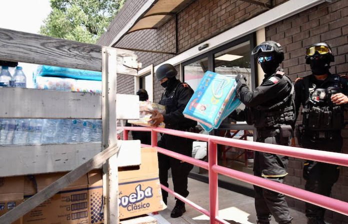 Entregan a DIF viveres para damnificados de tormenta “Alberto”