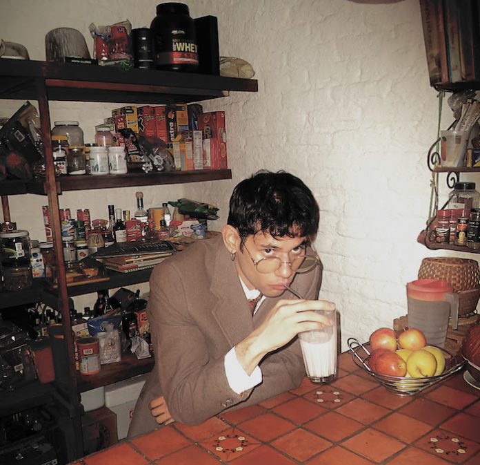 Cray Dalton regresa con “Una Historia Más”, una desgarradora balada sobre un amor imposible