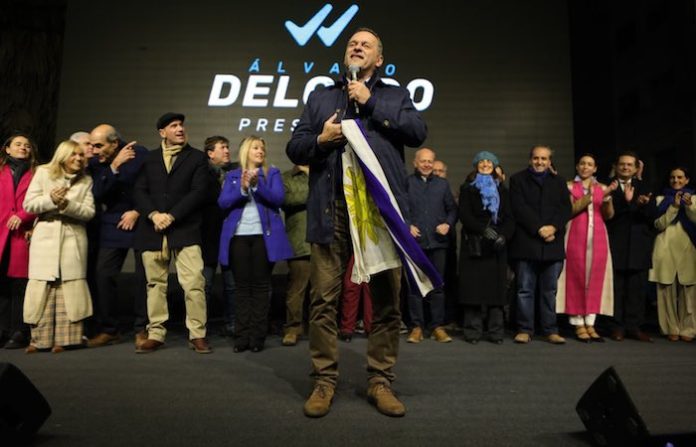 Uruguay eligió a sus candidatos presidenciales en una votación con baja concurrencia
