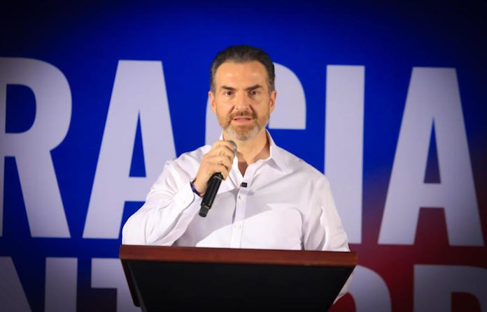 Termina cómputo, gana Monterrey Adrián de la Garza y pide a Samuel García trabajar en armonía y coordinación