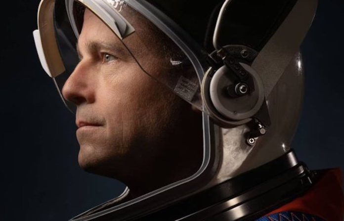 Alunizaje de sonda china es el camino correcto para exploración, dice astronauta de EU