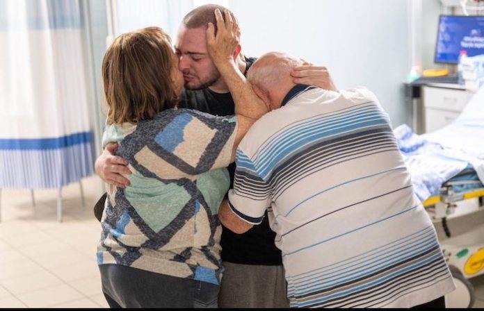 Padre de rehén Almog Meir murió horas antes del rescate de su hijo del cautiverio de Hamás