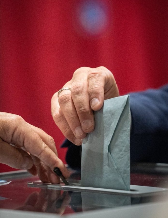 Macron disuelve la Asamblea Nacional y anuncia elecciones legislativas anticipadas