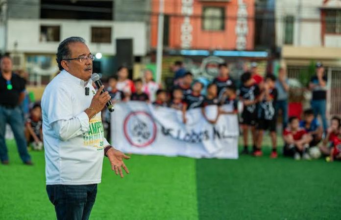 Promueve Escobedo deporte y convivencia, inaugura cancha en Parque Lineal