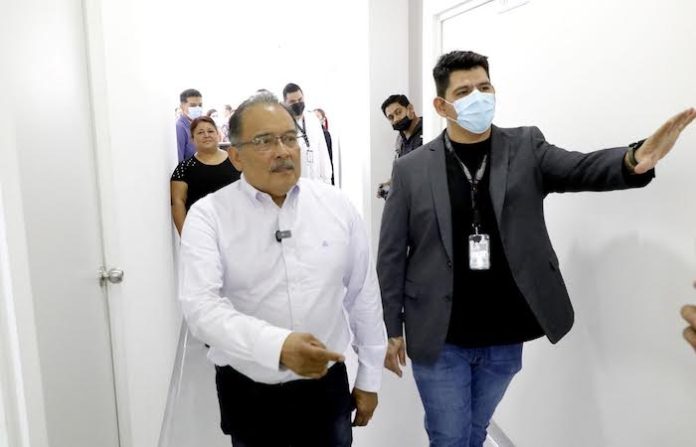 Refuerza Escobedo clínica municipal con equipo médico de última generación