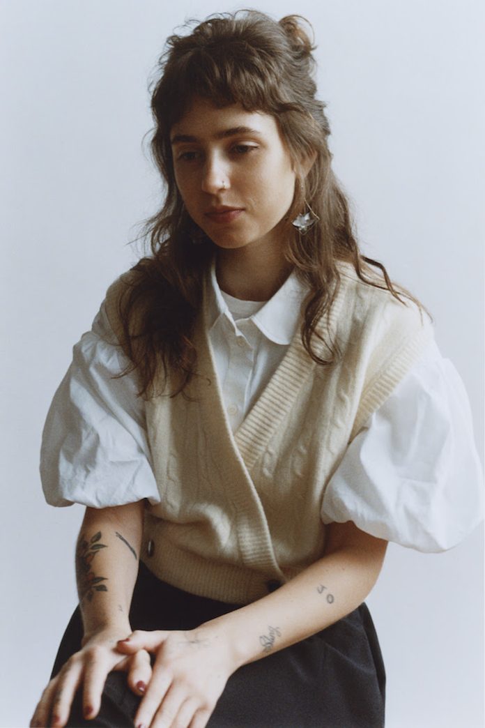 Llega Charm: el nuevo álbum de Clairo