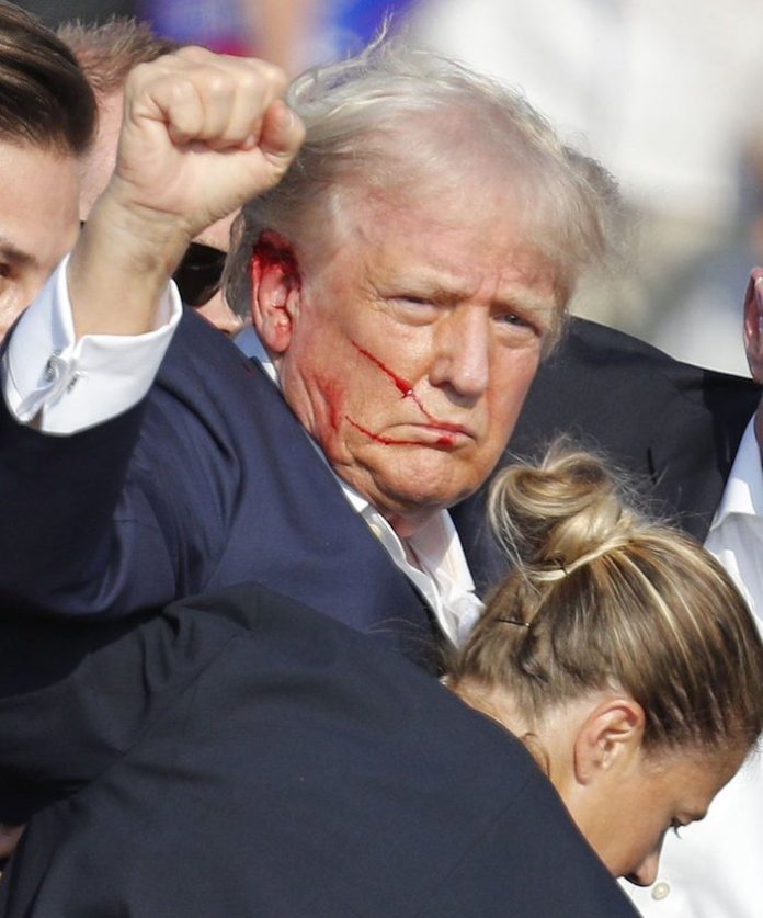 Trump colocará un escudo de vidrio a prueba de balas alrededor del podio para sus actos al aire libre, según informes