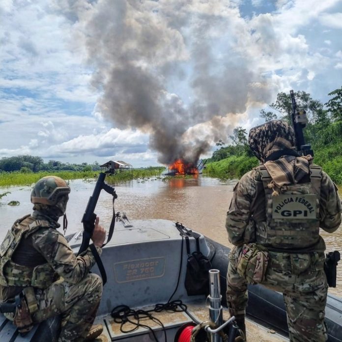 La policía de Brasil mata a más de 6.000 personas al año, el triple que hace una década