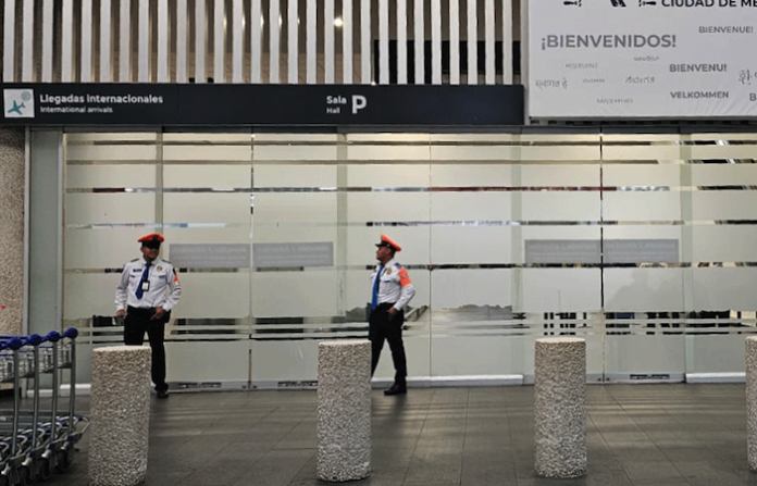 Aeropuertos de México piden a pasajeros tomar precauciones por falla global de Microsoft