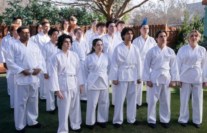 ¡Mira el primer tráiler de la temporada final de “Cobra Kai”!