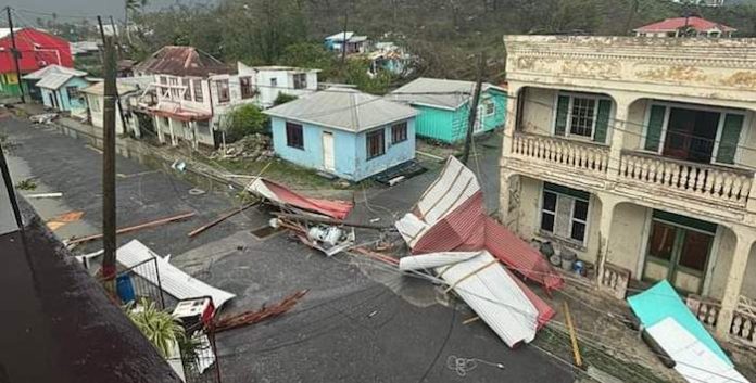El huracán Beryl devasta parte de Granada y sigue su paso “extremadamente peligroso” por el Caribe