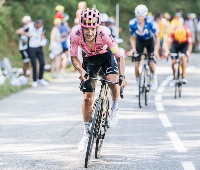 El ecuatoriano Richard Carapaz anuncia que estará en la Vuelta a España 2024