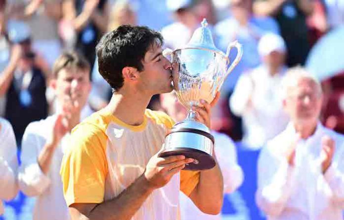 Borges levanta su primer título en Bastad frente a Nadal