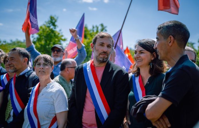 Parlamentario francés causa polémica al declarar que “los deportistas israelíes no son bienvenidos”