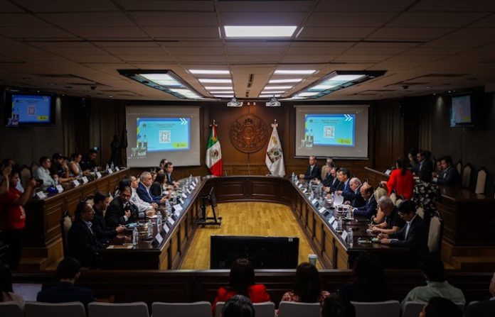 Revisa equipo de transición de Adrián de la Garza temas de seguridad, del ayuntamiento y de planeación urbana