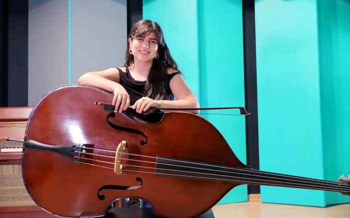 Alumna de música de la UANL brilla en escenarios alrededor del mundo
