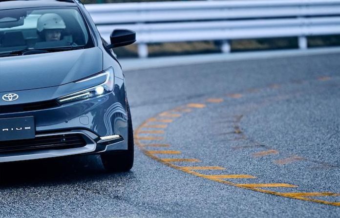 Las autoridades de Japón detectan fraude durante pruebas de automóviles Toyota